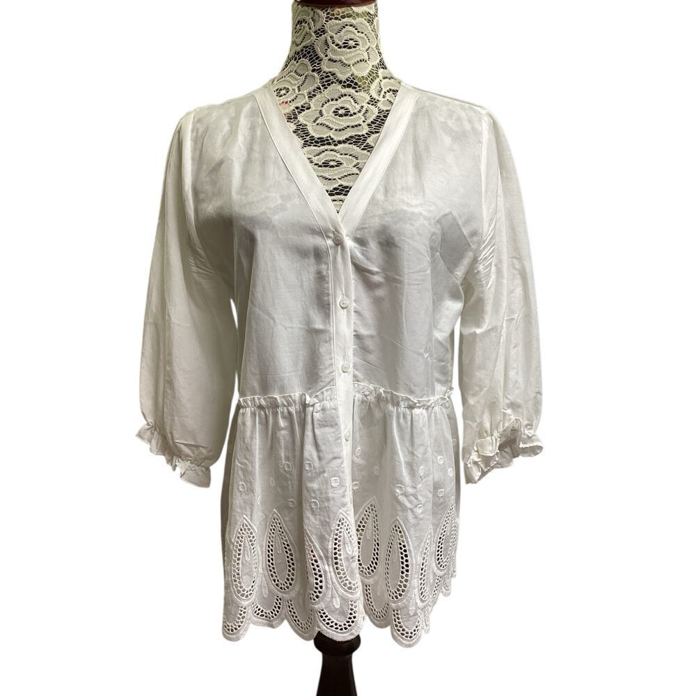 Stunning 3/4 sleeved V-neck button-down front eyelet embroidery white Korea